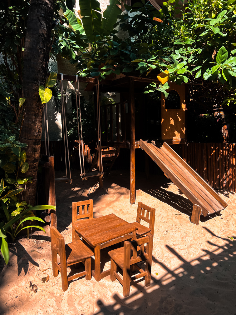 Lido Cocina de Playa, ambiente relajante en la playa