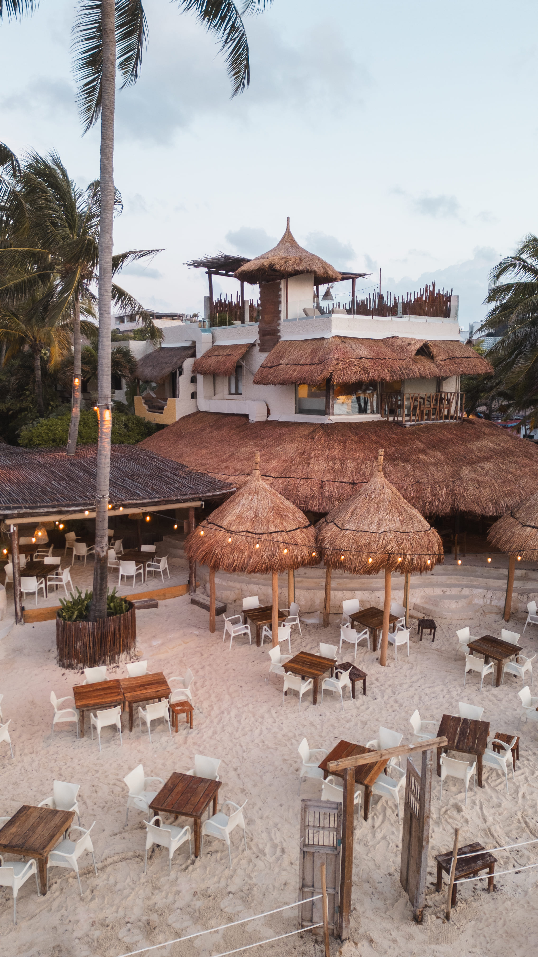 Lido Cocina de Playa, ambiente relajante en la playa